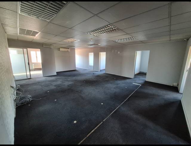 251M² OFFICE TO LET IN RIVONIA